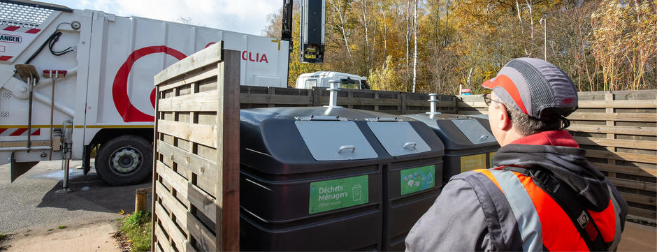 L'agence Veolia de Tallard collecte et valorise les déchets industriels de la Communauté d'Agglomération Gap, Tallard, Durance.